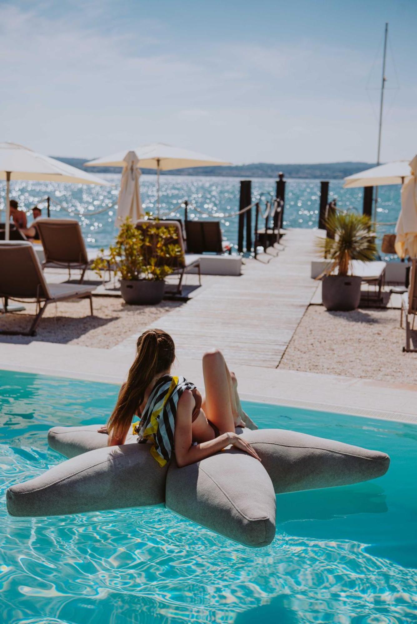 Aqva Boutique Hotel (Adults Only) Sirmione Bagian luar foto