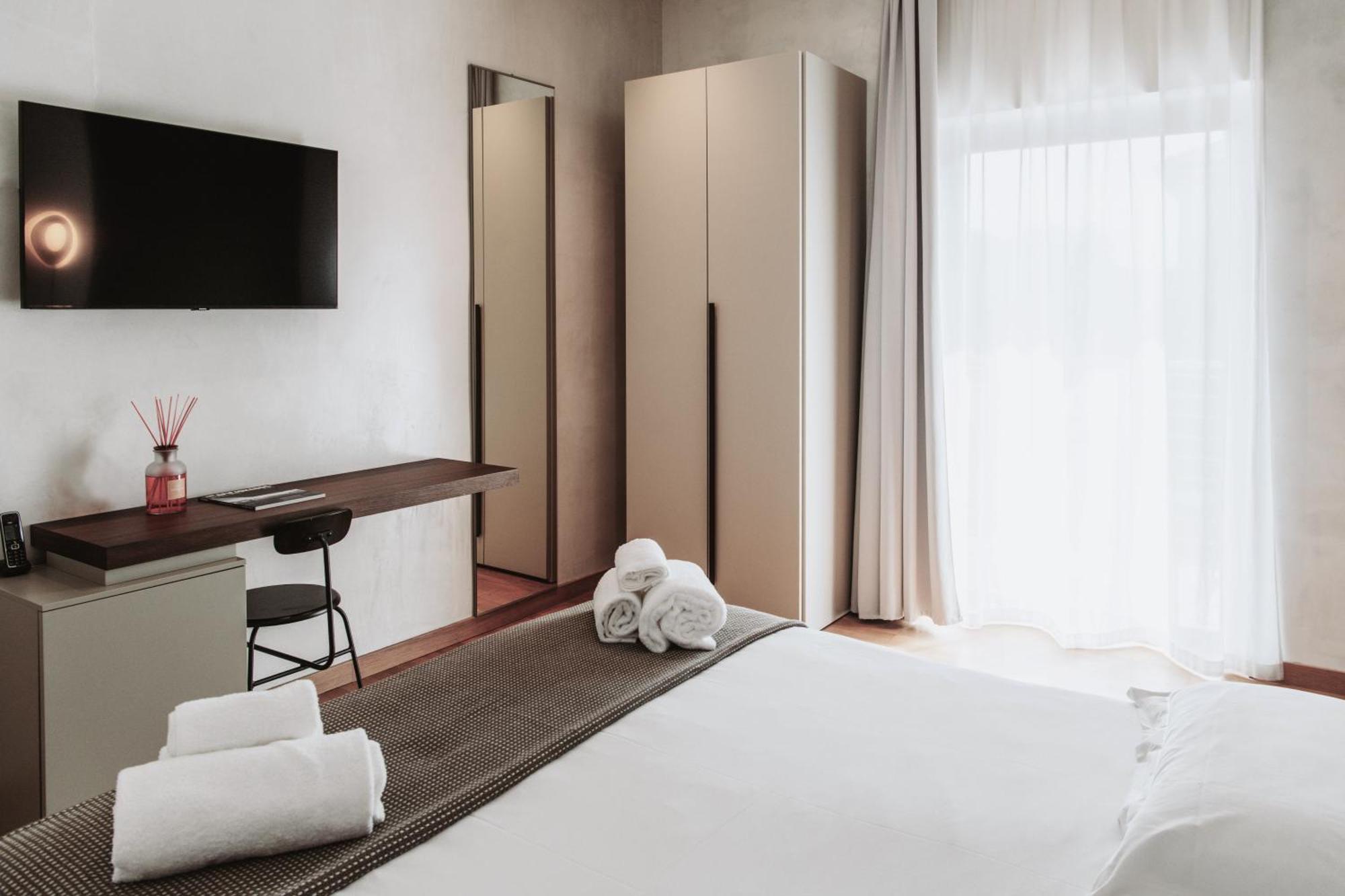 Aqva Boutique Hotel (Adults Only) Sirmione Bagian luar foto