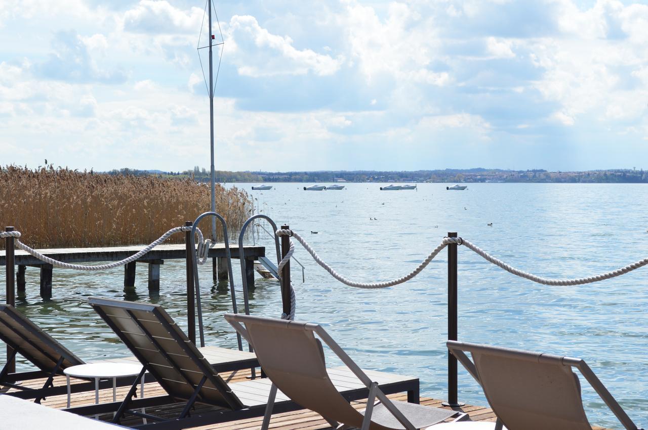 Aqva Boutique Hotel (Adults Only) Sirmione Bagian luar foto